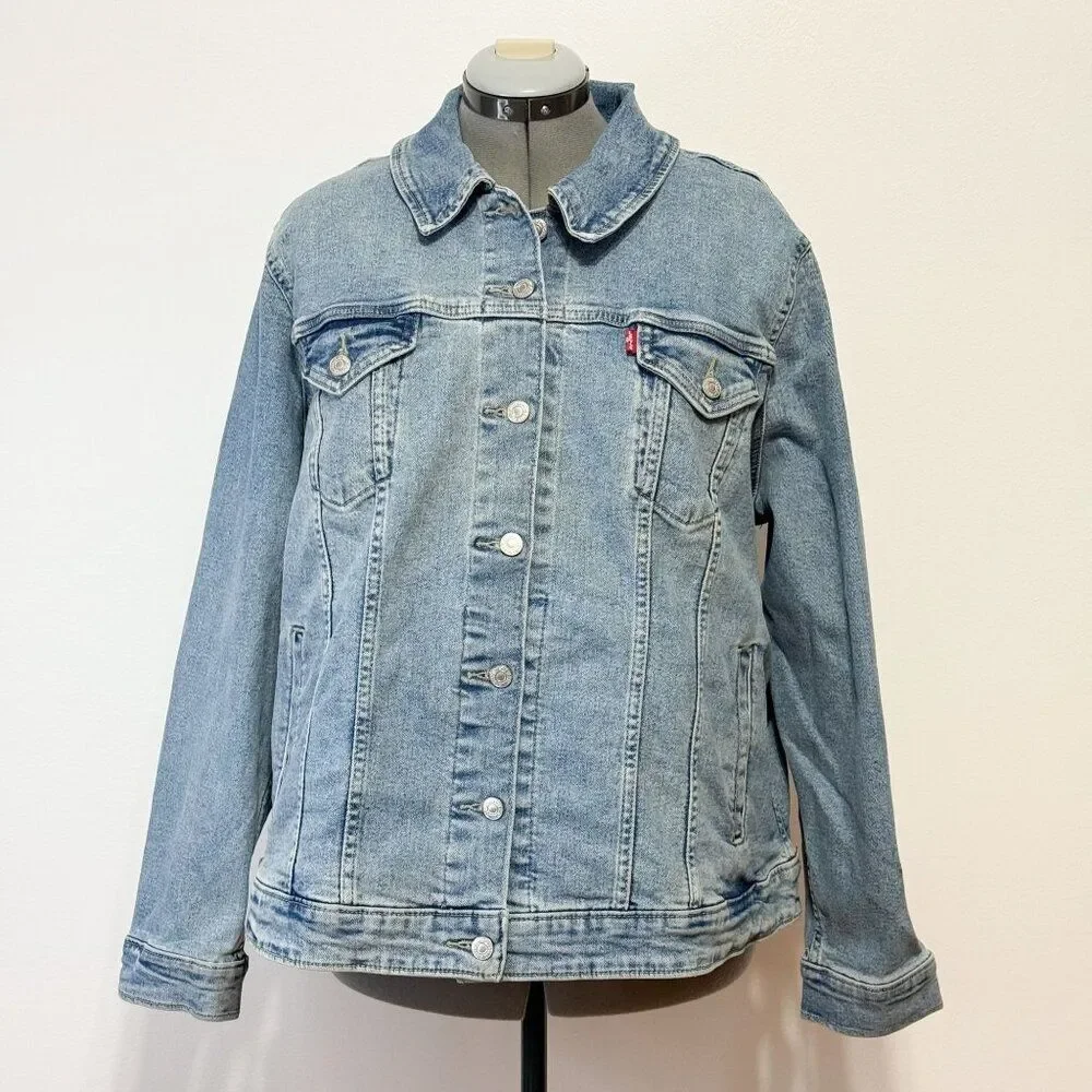 Levi's NWT Sz 4X Jeanie Medium Wash Plus Slim Fit Original Trucker Jean Jacket
